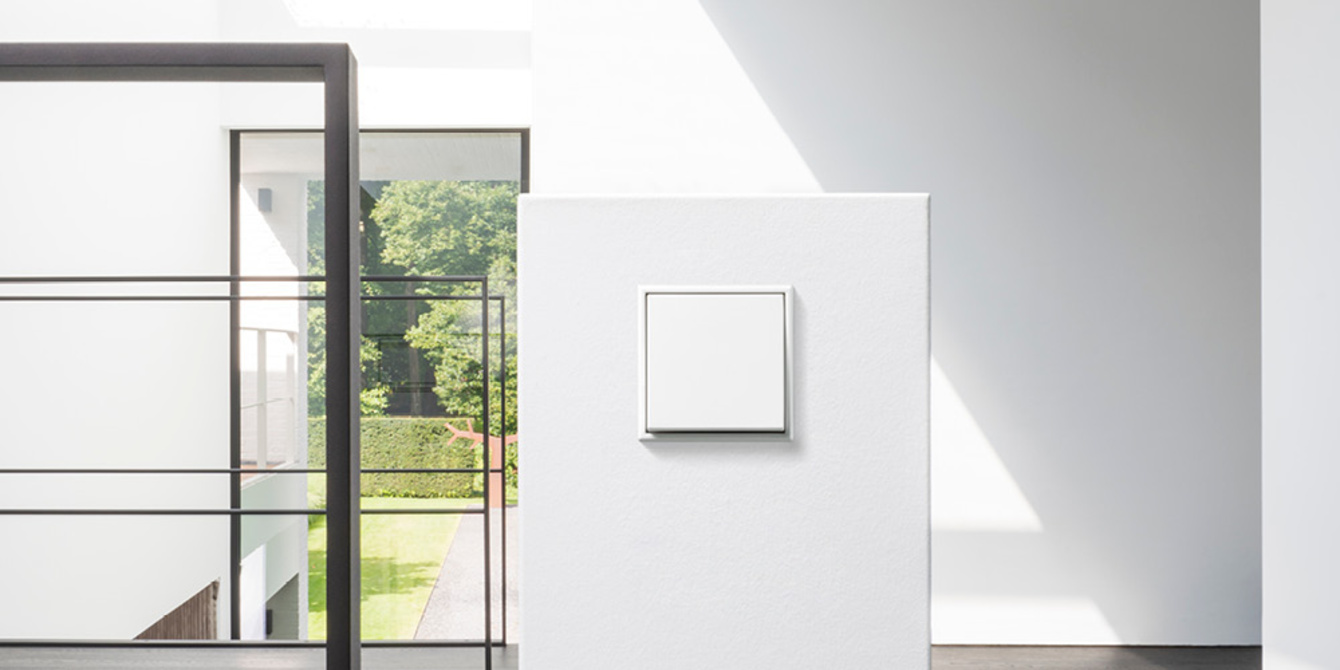 JUNG Schalterprogramme bei E-Connect GmbH in Frankfurt am Main